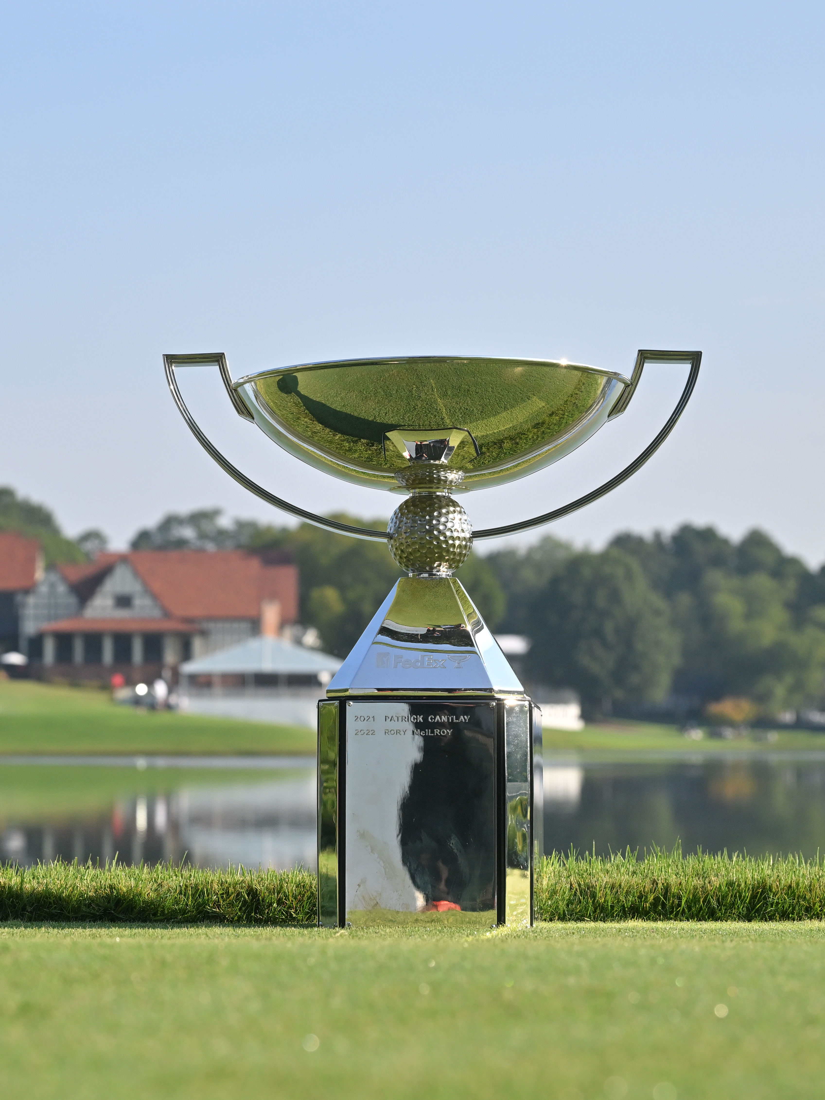 PGA TOUR CHAMPIONSHIP FedEx Cup キャディバック Winner's bag: See clubs Tommy Fleetwood used to capture TOUR